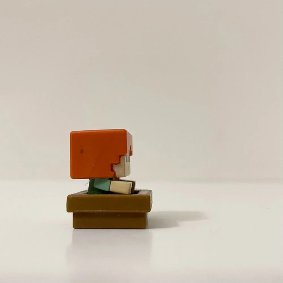 Minecraft Witch Keychain Hanger and Mini Figure Alex with Boat - Picture 11 of 15